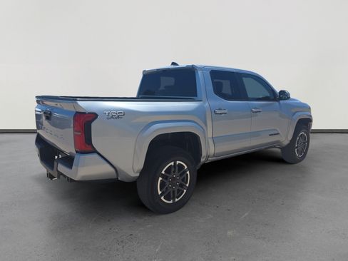 Used 2024 Toyota Tacoma TRD Sport RWD image 5