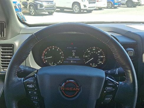 Used 2022 Nissan Frontier Pro-X image 49