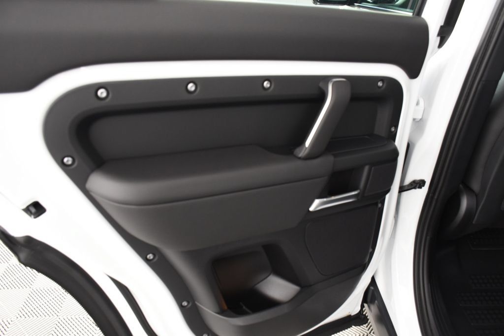 New 2026 Land Rover Defender 110 S AWD/4WD image 25