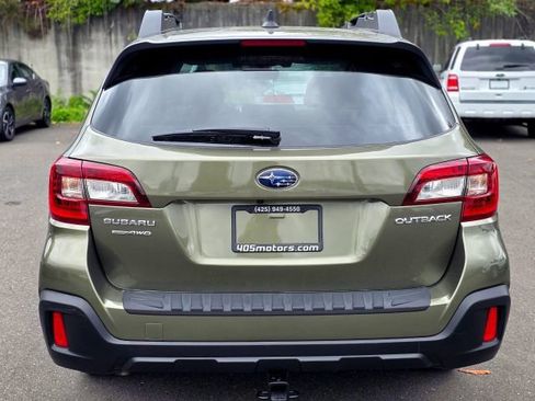 Used 2018 Subaru Outback 2.5i Premium AWD/4WD image 11