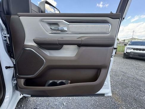 New 2026 RAM 1500 Laramie AWD/4WD image 14