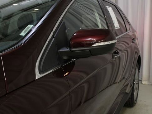 Used 2017 Ford Edge Titanium w/ Equipment Group 302A image 36