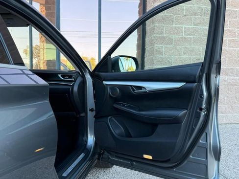 Used 2019 INFINITI QX50 Pure image 45