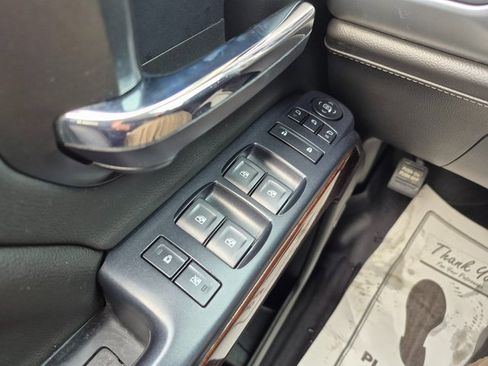 Used 2018 GMC Sierra 1500 SLT w/ SLT Premium Package image 22