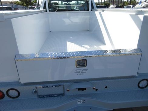 New 2026 Ford F250 XL w/ XL Chrome Package RWD image 10