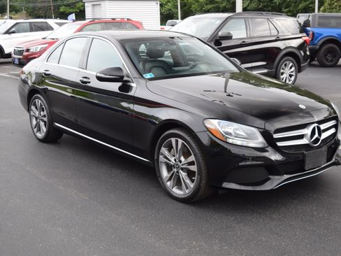 Used 2018 Mercedes-Benz C 300 4MATIC Sedan image 1