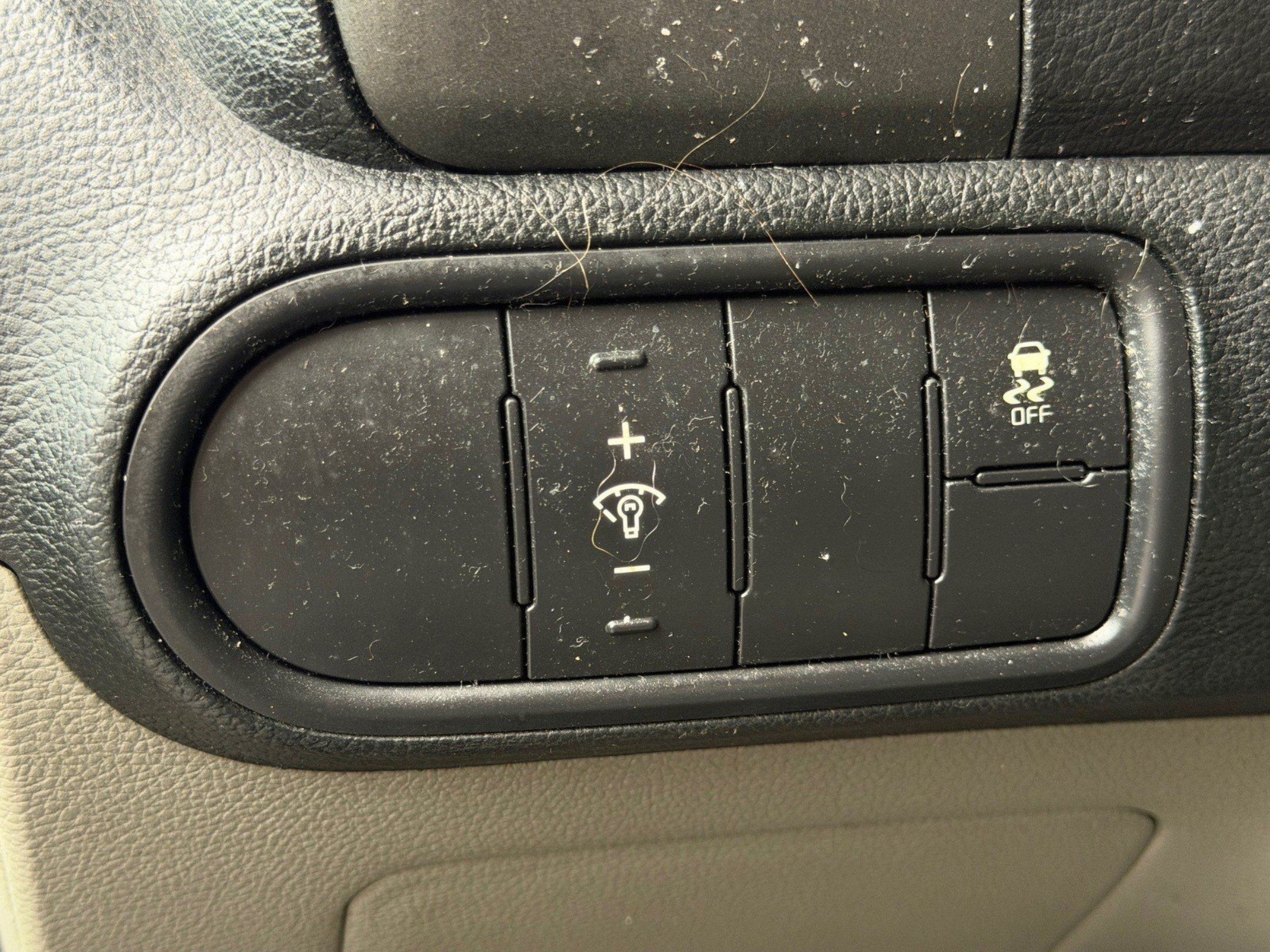 Used 2015 Kia Forte LX FWD image 21