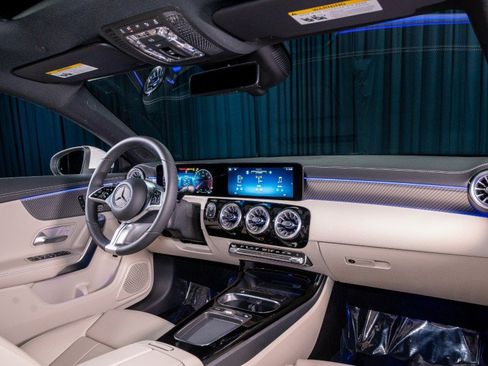 New 2026 Mercedes-Benz CLA 250 image 4