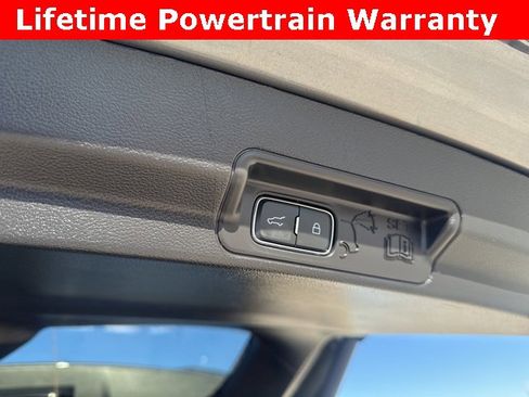 Used 2025 Ford Explorer ST-Line w/ ST-Line Street Pack image 23