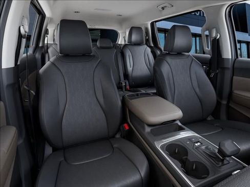 New 2026 Kia Carnival image 15