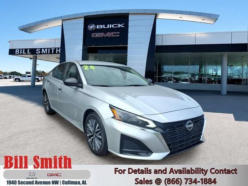 Used 2024 Nissan Altima 2.5 SV FWD image 1
