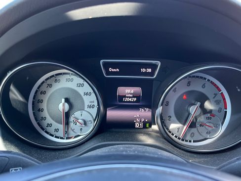 Used 2015 Mercedes-Benz CLA 250 image 8