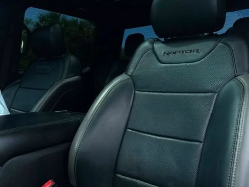 Used 2018 Ford F150 Raptor w/ Equipment Group 802A Luxury AWD/4WD image 11