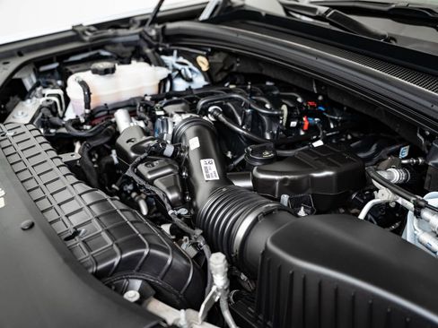 Used 2024 Jeep Grand Cherokee Altitude image 44