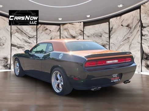 Used 2008 Dodge Challenger SRT8 RWD image 4