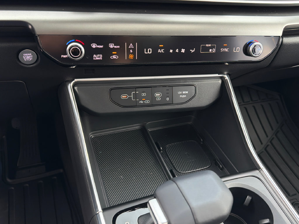 New 2027 Kia Carnival SX w/ Dark Edition Package FWD image 23