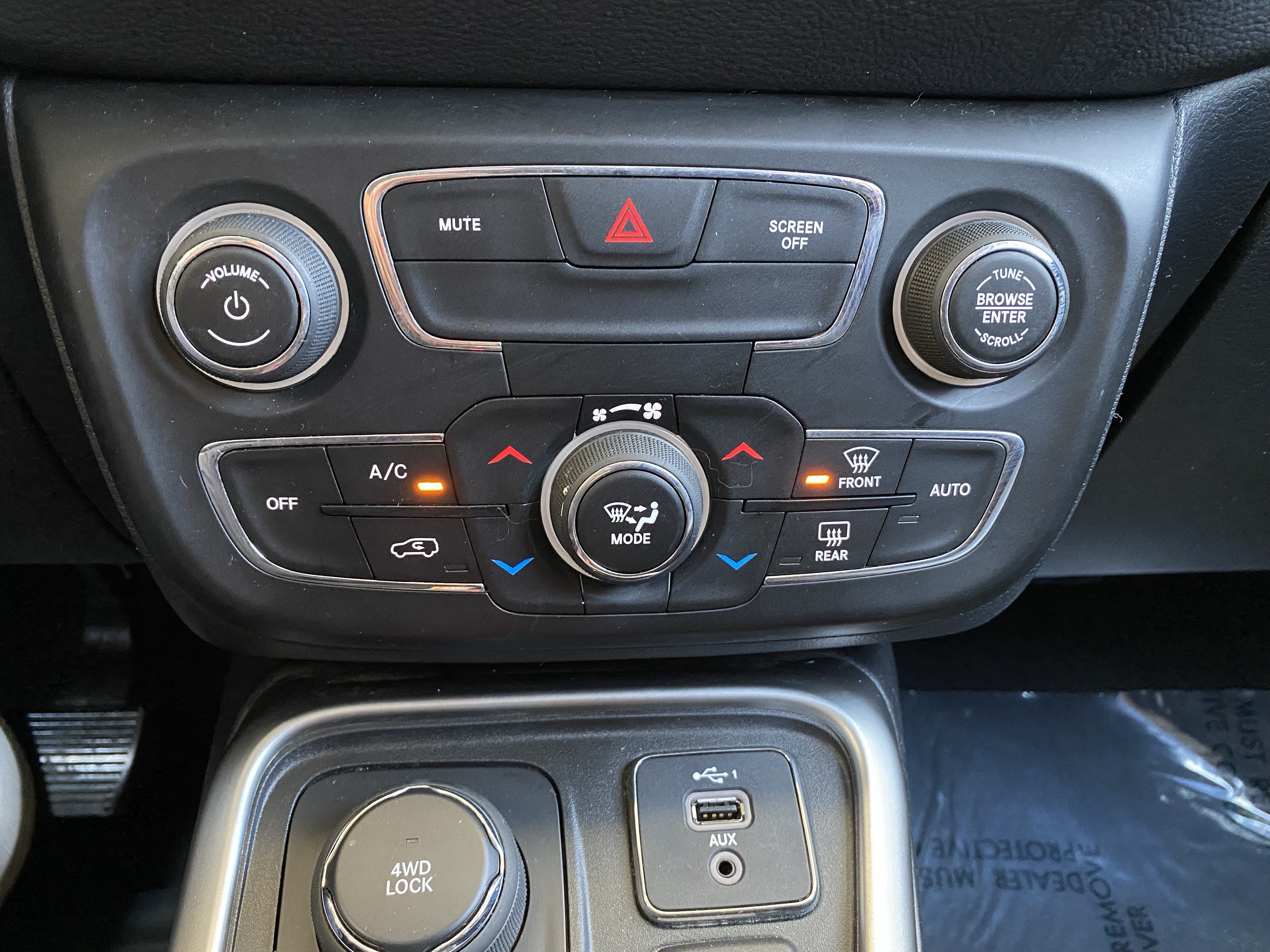 Used 2021 Jeep Compass Latitude w/ Convenience Group AWD/4WD image 34