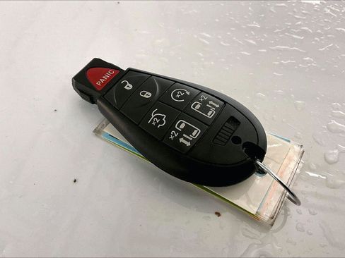 Used 2019 Dodge Grand Caravan GT image 9