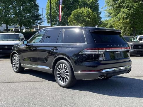 Used 2022 Lincoln Aviator Reserve RWD image 3