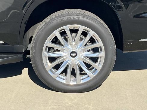 Used 2021 Cadillac Escalade Premium Luxury w/ Performance Package image 11