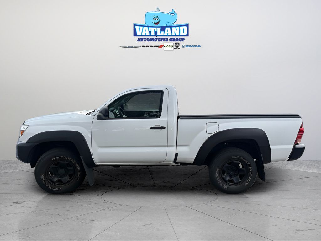 Used 2012 Toyota Tacoma 4x4 Regular Cab image 2