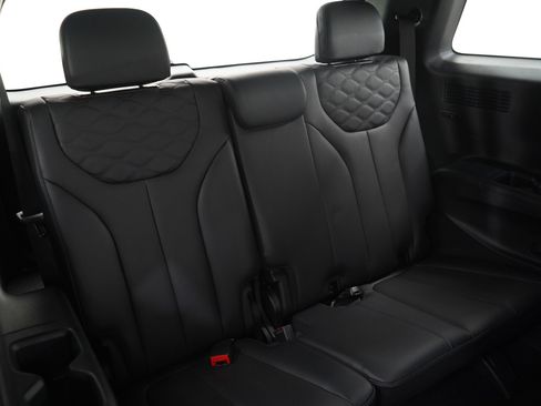 Used 2020 Hyundai Palisade Limited image 17