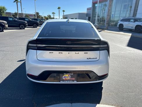 Used 2023 Toyota Prius Prime FWD image 7
