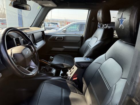 Used 2023 Ford Bronco Badlands image 8
