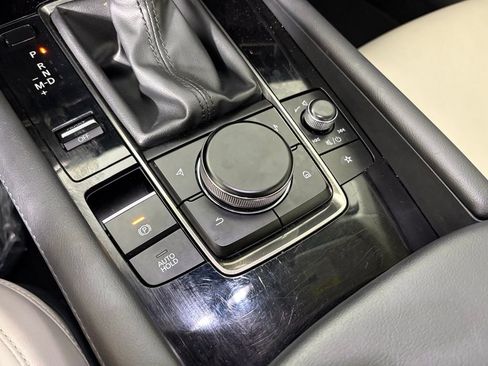 Used 2025 MAZDA MAZDA3 s image 29