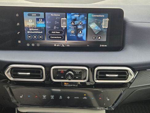 New 2026 Nissan Sentra SL image 14