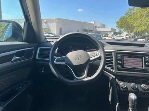Used 2023 Volkswagen Atlas SE FWD image 43