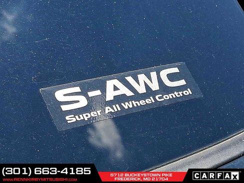 New 2025 Mitsubishi Outlander SE image 19