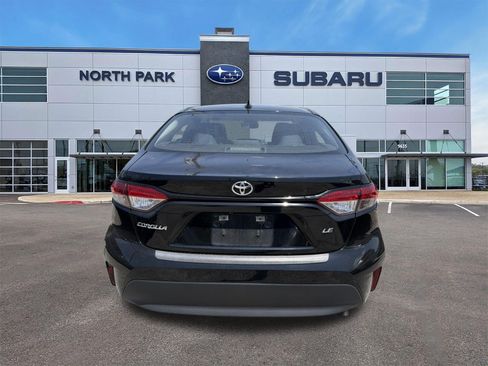 Used 2024 Toyota Corolla LE FWD image 4