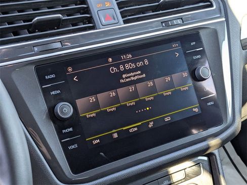 Used 2024 Volkswagen Tiguan SE image 22