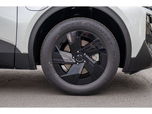 New 2026 Subaru Uncharted AWD image 9
