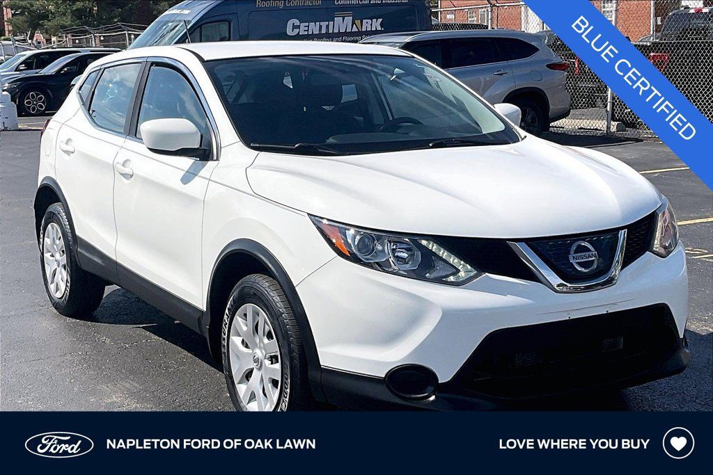 Used 2019 Nissan Rogue Sport S AWD/4WD image 1