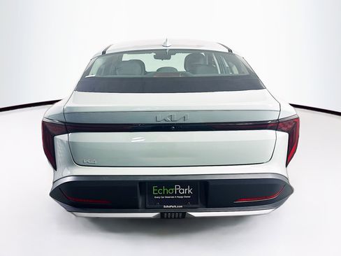 Used 2025 Kia K4 LXS image 7