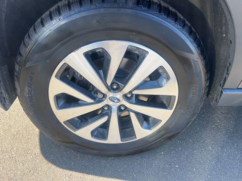 Used 2023 Subaru Outback Premium image 50