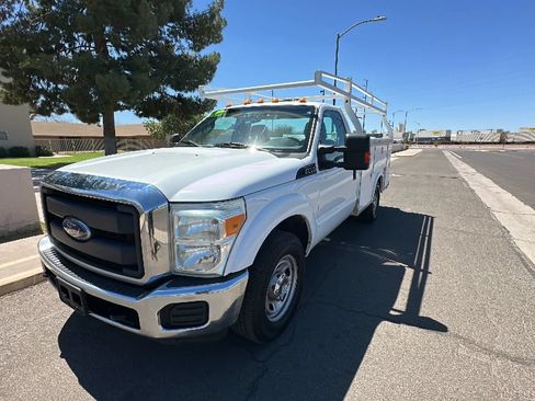 Used 2016 Ford F350 XL w/ XL Appearance Package RWD image 9