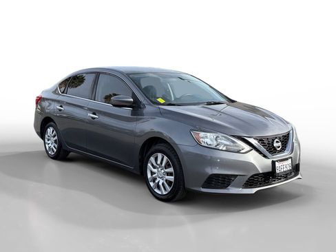 Used 2019 Nissan Sentra S image 7