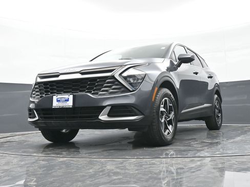 Used 2023 Kia Sportage LX image 39