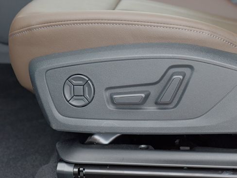 New 2026 Audi Q4 e-tron Premium Plus image 25