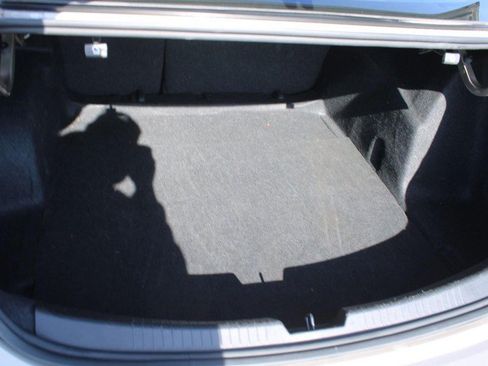 Used 2025 Chevrolet Malibu LT FWD image 6