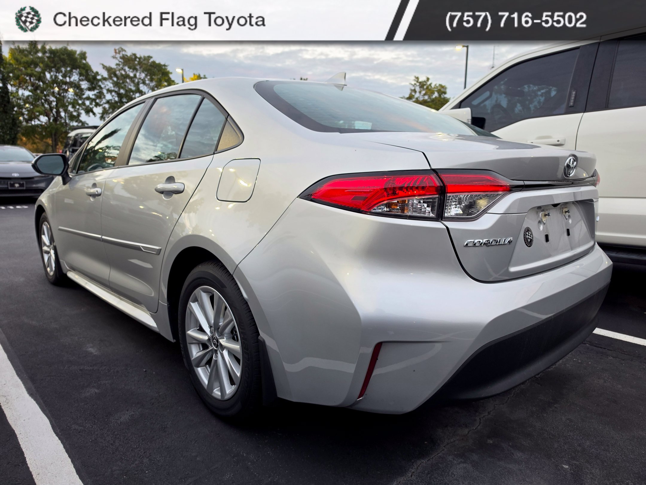 Certified 2025 Toyota Corolla LE w/ LE Premium Package FWD image 4