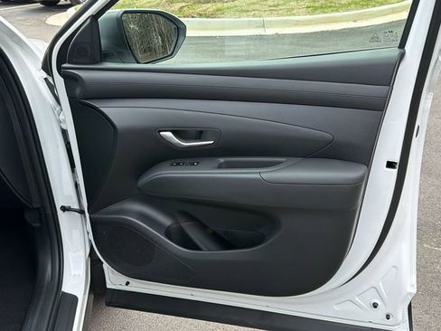 New 2026 Hyundai Tucson SE FWD image 16