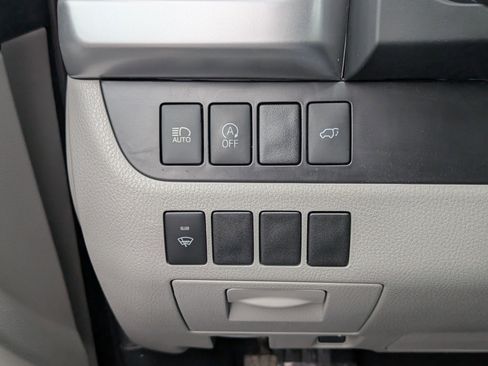 Used 2019 Toyota Highlander XLE image 22