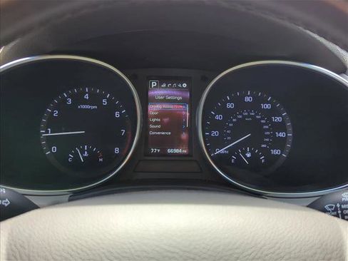 Used 2018 Hyundai Santa Fe Sport w/ 2.4L Tech Package 04 FWD image 11