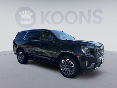 Used 2024 GMC Yukon Denali Ultimate AWD/4WD image 10