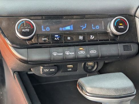 Used 2022 Hyundai Elantra SEL w/ Cargo Package image 26