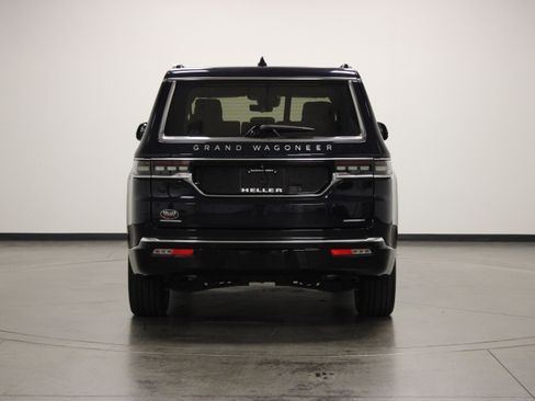 New 2023 Jeep Grand Wagoneer Series III AWD/4WD image 7